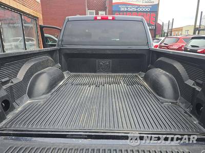 2019 Ram 1500 Classic Tradesman Crew Cab Short Bed - zdjęcie 14 z 22 - miniatura