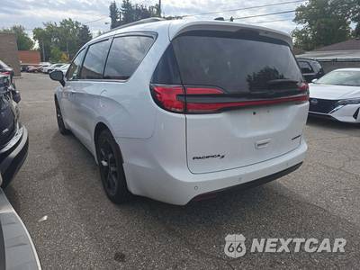 2025 Chrysler Pacifica Limited 121.6" WB - zdjęcie 2 z 22 - miniatura