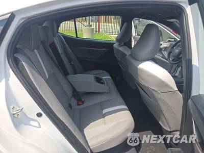 2026 Toyota Camry SE - zdjęcie 16 z 22 - miniatura