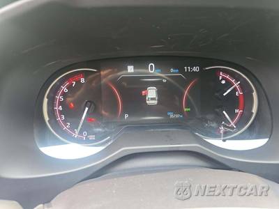 2025 Toyota RAV4 XLE - zdjęcie 9 z 20 - miniatura