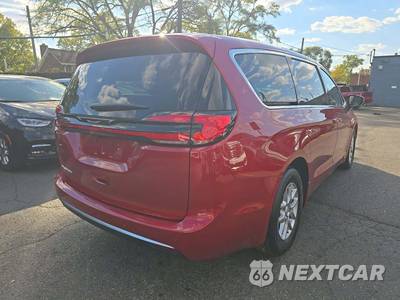 2027 Chrysler Pacifica Select 121.6" WB - zdjęcie 3 z 21 - miniatura