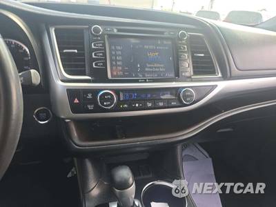 2014 Toyota Highlander XLE - zdjęcie 7 z 24 - miniatura