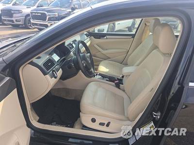 2015 Volkswagen Passat 1.8T Limited Edition - zdjęcie 3 z 22 - miniatura