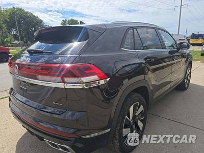 2026 Volkswagen Atlas Cross Sport 2.0T SE w/Technology - zdjęcie 3 z 22 - miniatura