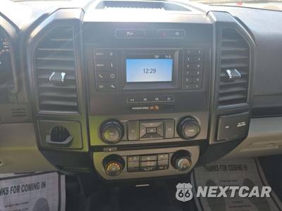 2018 Ford F-150 XL Extended Cab Medium Bed w/Rear Doors - zdjęcie 10 z 26 - miniatura