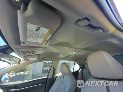 2022 Toyota Camry SE - zdjęcie 11 z 23 - miniatura