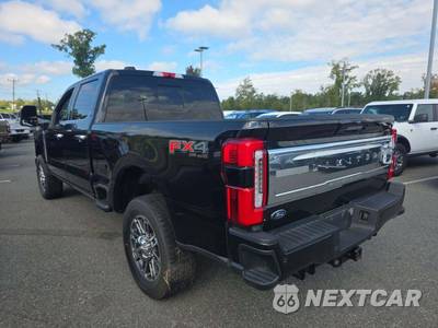2024 Ford Super Duty F-250 Limited Crew Cab Medium Bed - zdjęcie 2 z 24 - miniatura