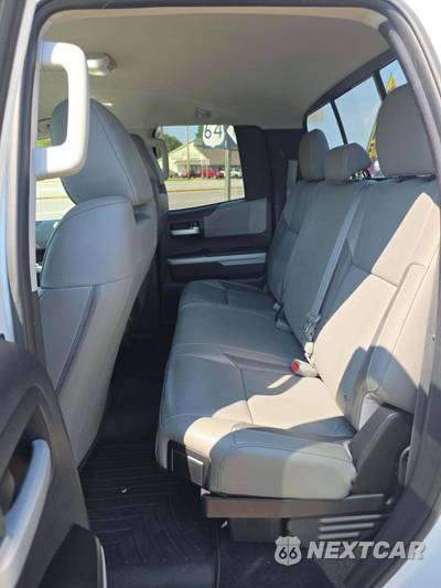 2020 Toyota Tundra Limited Extended Cab Medium Bed - zdjęcie 13 z 22 - miniatura