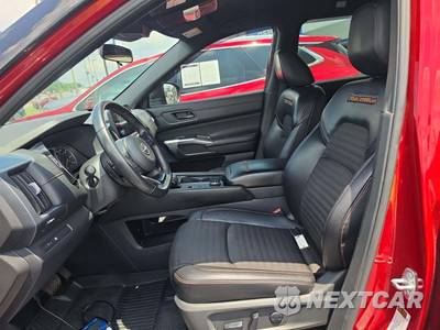 2024 Nissan Pathfinder Rock Creek - zdjęcie 6 z 21 - miniatura