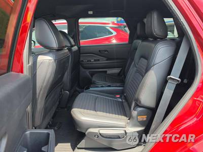 2024 Nissan Pathfinder Rock Creek - zdjęcie 13 z 21 - miniatura