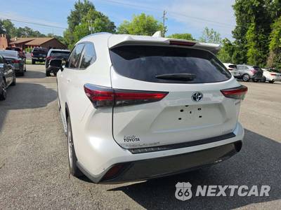 2022 Toyota Highlander Hybrid Limited - zdjęcie 2 z 21 - miniatura