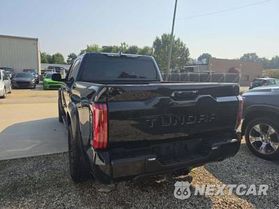 2024 Toyota Tundra Hybrid Platinum Crew Cab Short Bed - zdjęcie 2 z 23 - miniatura
