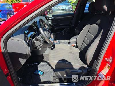 2021 Volkswagen Jetta GLI S - zdjęcie 6 z 23 - miniatura