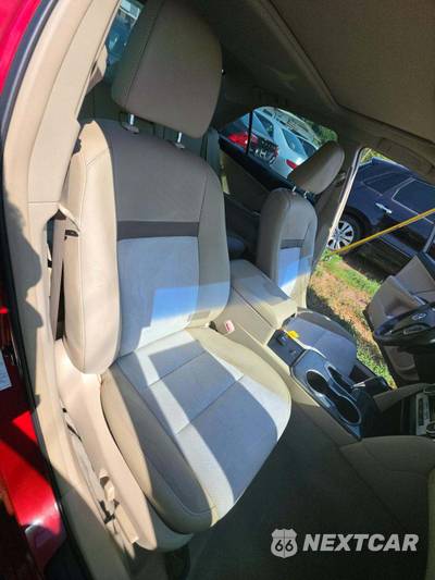 2014 Toyota Camry Hybrid XLE - zdjęcie 18 z 29 - miniatura