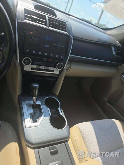2014 Toyota Camry Hybrid XLE - zdjęcie 10 z 29 - miniatura