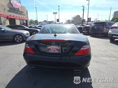 2015 Mercedes-Benz SLK 250 - zdjęcie 4 z 26 - miniatura