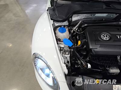 2017 Volkswagen Beetle Dune Hatchback - zdjęcie 23 z 26 - miniatura