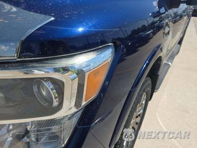 2017 Nissan TITAN XD Platinum Reserve Crew Cab Medium Bed - zdjęcie 19 z 22 - miniatura
