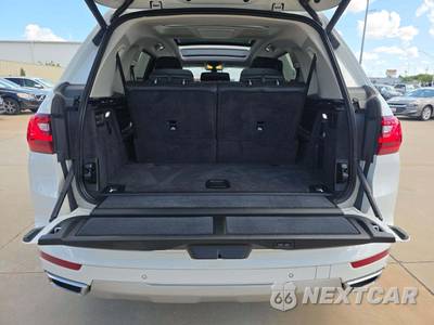 2019 BMW X7 Sports Activity Vehicle xDrive50i - zdjęcie 12 z 25 - miniatura