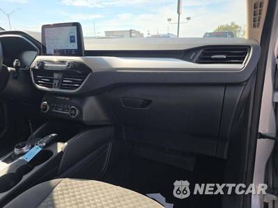 2020 Ford Escape SE - zdjęcie 16 z 25 - miniatura