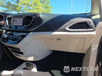 2023 Chrysler Voyager LX 121.6" WB - zdjęcie 17 z 22 - miniatura