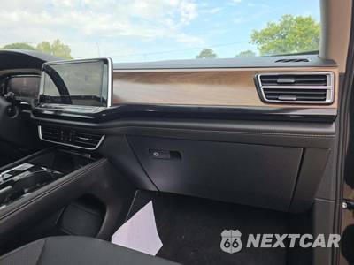 2025 Volkswagen Atlas 2.0T SE w/Technology - zdjęcie 17 z 20 - miniatura