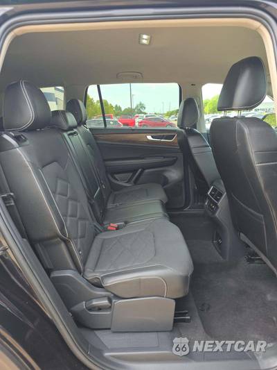 2025 Volkswagen Atlas 2.0T SE w/Technology - zdjęcie 14 z 20 - miniatura