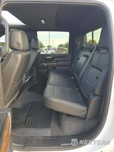 2022 Chevrolet Silverado 2500HD High Country Crew Cab Medium Bed 3LZ - zdjęcie 10 z 23 - miniatura