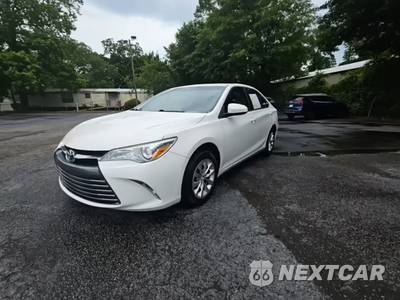 2016 Toyota Camry LE - zdjęcie 1 z 24 - miniatura