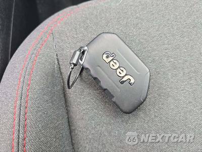 2026 Jeep Wrangler 4 Door Rubicon - zdjęcie 5 z 20 - miniatura