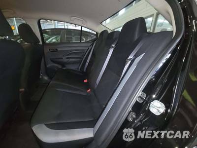 2025 Nissan Versa S - zdjęcie 13 z 25 - miniatura