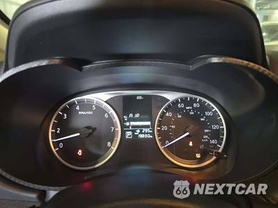 2025 Nissan Versa S - zdjęcie 9 z 25 - miniatura