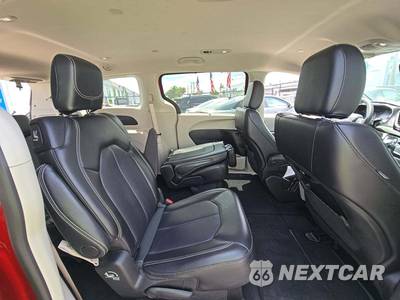 2024 Chrysler Pacifica Touring L 121.6" WB - zdjęcie 14 z 21 - miniatura