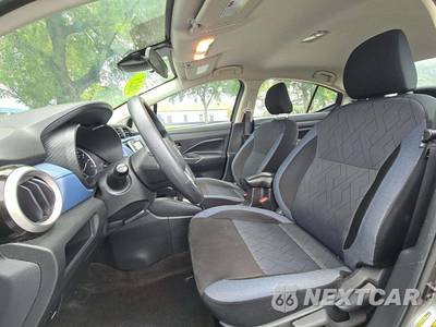 2025 Nissan Versa SV - zdjęcie 3 z 21 - miniatura