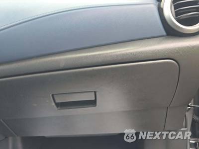2025 Nissan Versa SV - zdjęcie 16 z 21 - miniatura