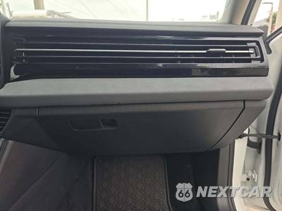 2025 Volkswagen Jetta SE - zdjęcie 16 z 22 - miniatura