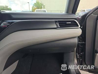 2022 Toyota Camry SE Nightshade Edition - zdjęcie 16 z 23 - miniatura