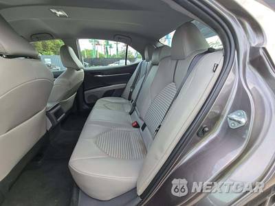 2022 Toyota Camry SE Nightshade Edition - zdjęcie 10 z 23 - miniatura