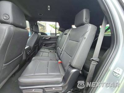 2025 Chevrolet Tahoe Z71 2Z7 - zdjęcie 10 z 21 - miniatura