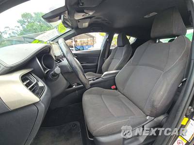 2019 Toyota C-HR XLE - zdjęcie 3 z 21 - miniatura