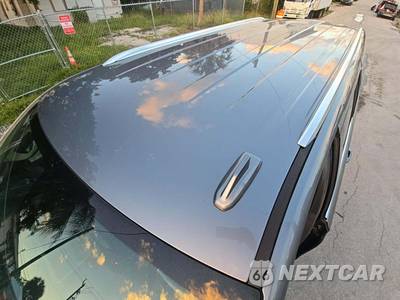 2021 Chevrolet Suburban LT 1LT - zdjęcie 9 z 23 - miniatura
