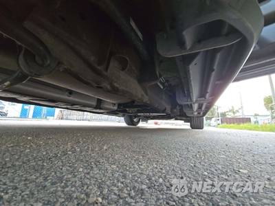2021 Chevrolet Suburban LT 1LT - zdjęcie 15 z 23 - miniatura