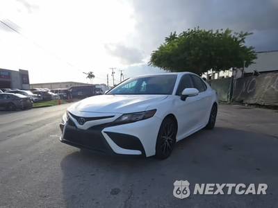 2024 Toyota Camry SE - zdjęcie 1 z 20 - miniatura