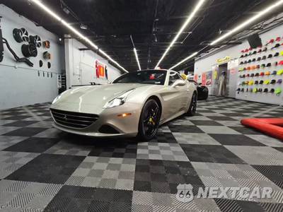 2017 Ferrari California T - zdjęcie 1 z 20 - miniatura