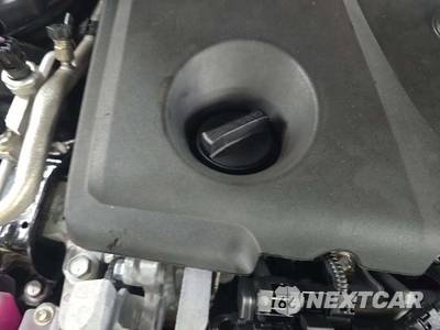 2025 Toyota Camry SE - zdjęcie 20 z 21 - miniatura