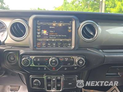 2020 Jeep Wrangler Unlimited Sahara - zdjęcie 7 z 23 - miniatura
