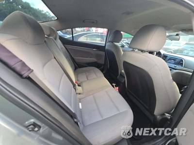 2017 Hyundai Elantra SE Sedan - zdjęcie 16 z 26 - miniatura