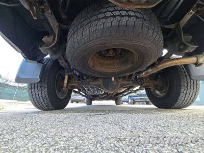 2017 Toyota Tacoma TRD Off-Road Crew Cab Long Bed - zdjęcie 12 z 23 - miniatura