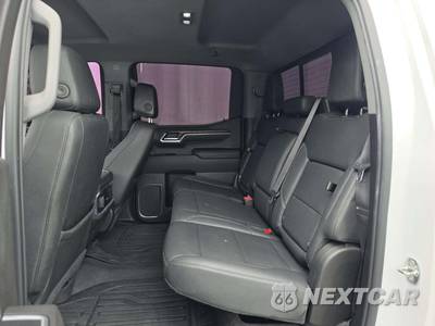 2022 GMC Sierra 1500 SLT Crew Cab Short Bed 4SA - zdjęcie 13 z 22 - miniatura