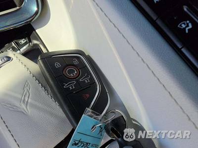 2024 Chevrolet Corvette Stingray Coupe 2LT - zdjęcie 8 z 18 - miniatura
